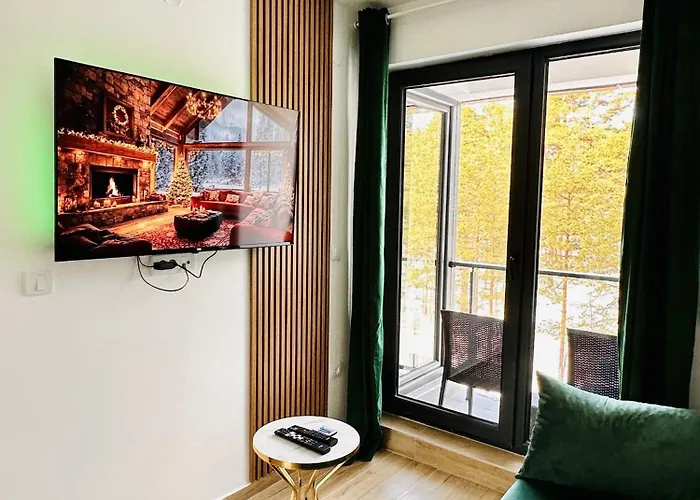 Lexi Hills アパート *