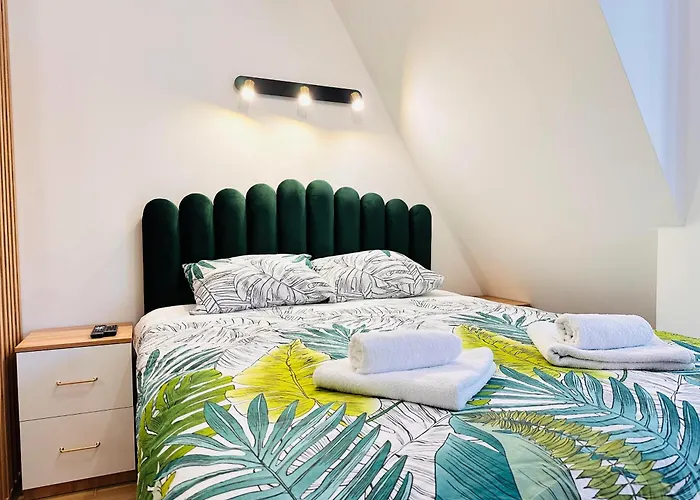 Lexi Hills アパート *