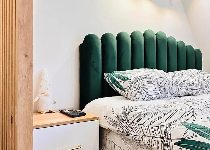 Lexi Hills * Divčibare